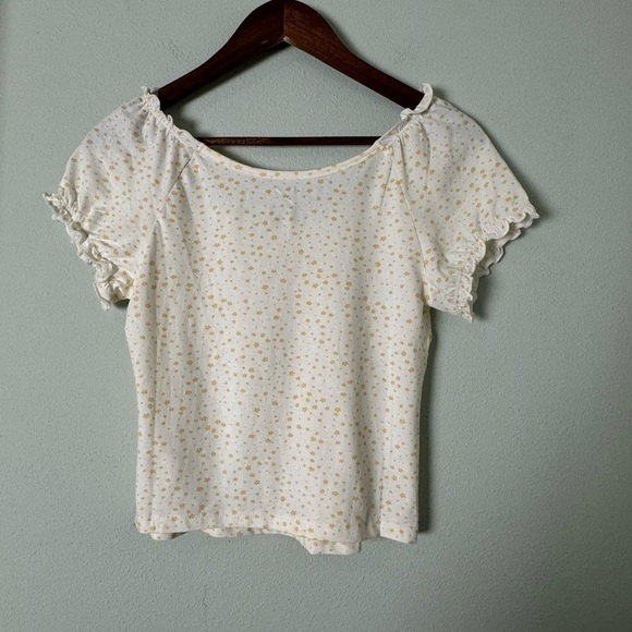 NWOT Eye Candy Top White Yellow Floral Cap Sleeve Top - Picture 2 of 5